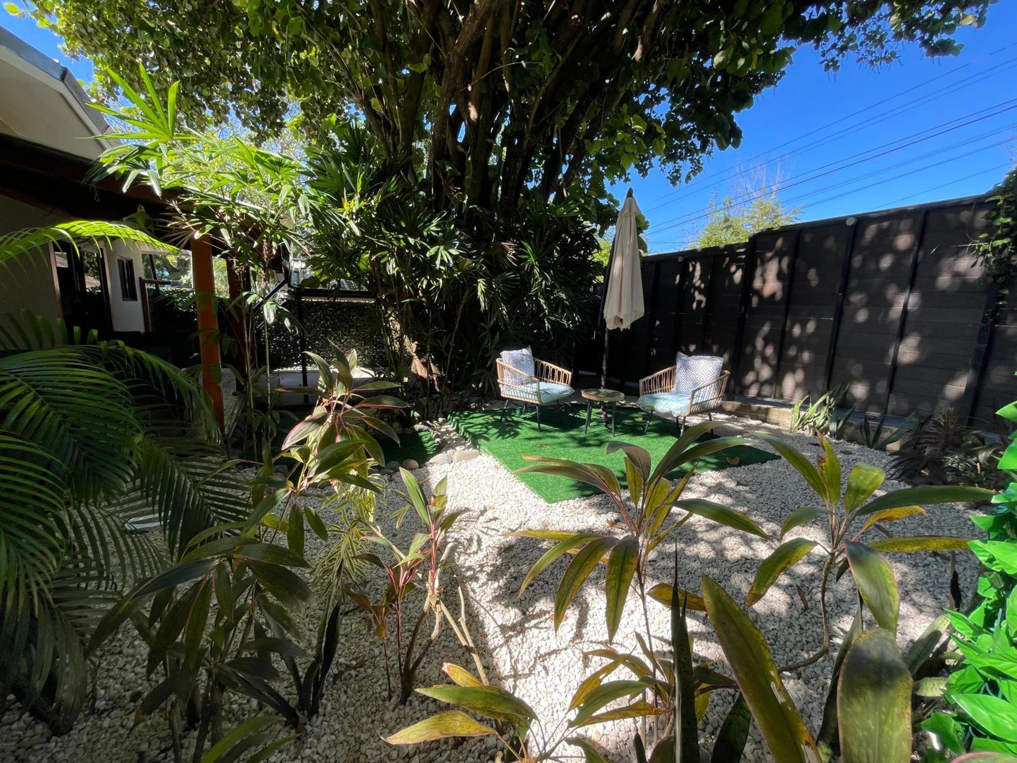 Fuego Lodge Playa Santa Teresa  Εξωτερικό φωτογραφία