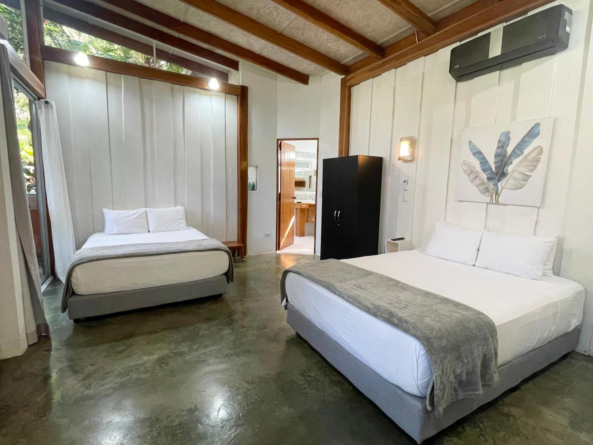 Fuego Lodge Playa Santa Teresa  Εξωτερικό φωτογραφία