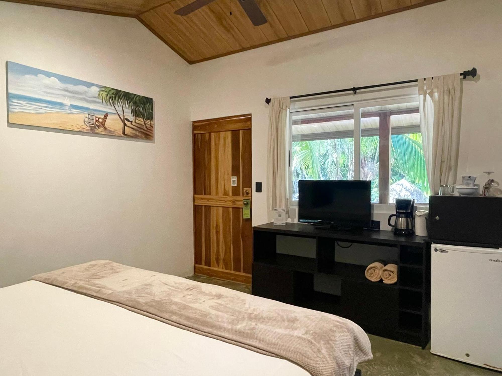 Fuego Lodge Playa Santa Teresa  Εξωτερικό φωτογραφία